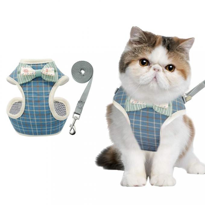 Cute Bow Tie Cat Harness Collar , Cat Harness And Leash Set For Outdoor